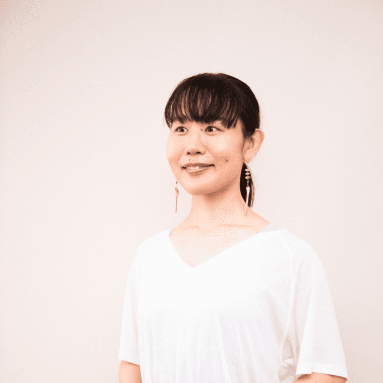 Megumi Nishijima 西島恵